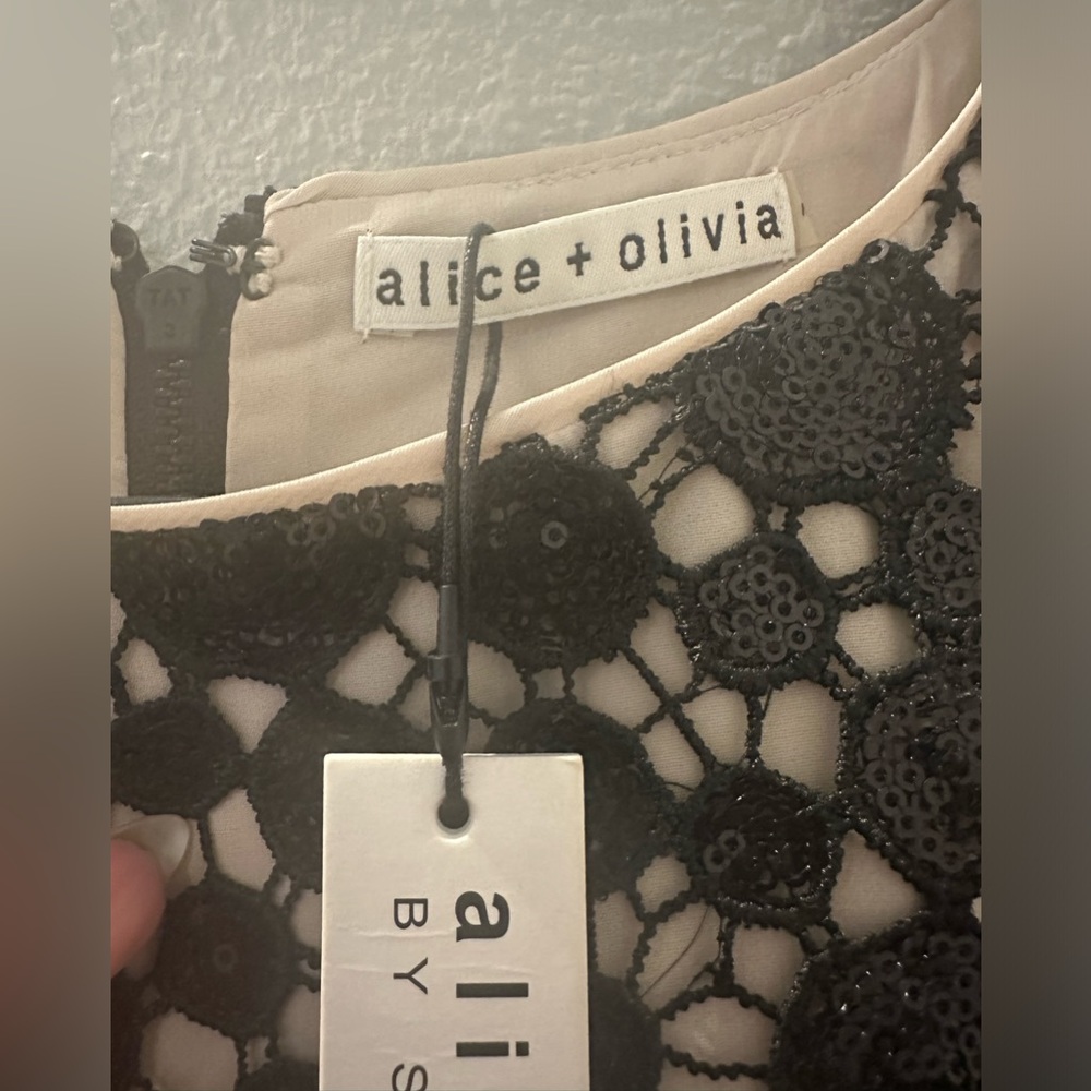 Alice + Olivia Beaded and Sequin Mini Dress NWT - Picture 5 of 6